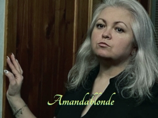 Amandablonde