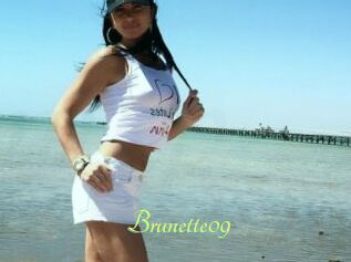 Brunette09