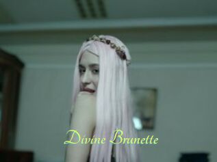 Divine_Brunette