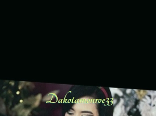 Dakotamonroe33