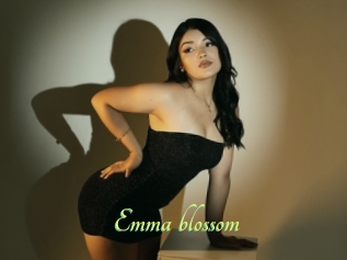 Emma_blossom