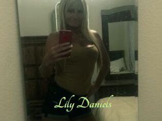 Lily_Daniels
