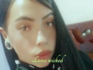 Luna_wicked