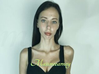 Maxineearney