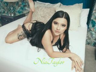NiaTaylor