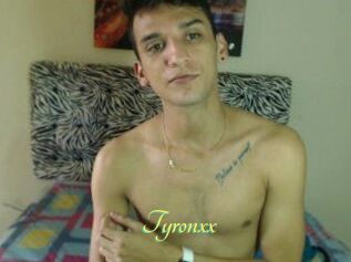 Tyronxx