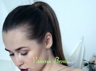 Vanessa_Brons